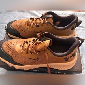 New-Under Armour Men's Brown and Black Athletic Shoes